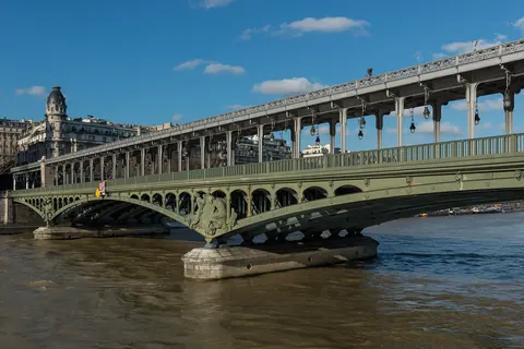 Bir-Hakeim-broen over Seinen