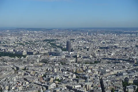 Utsikt over Paris fra toppen av Eiffeltårnet